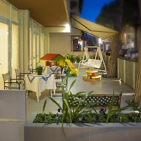Nives Hotel
