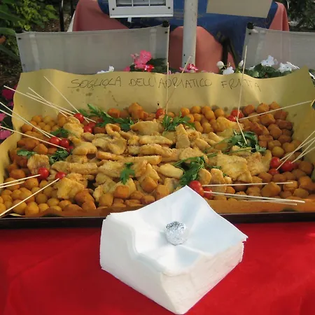 Nives Hotell Riccione