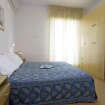 Hotel Nives 2*