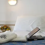 Nives Hotel