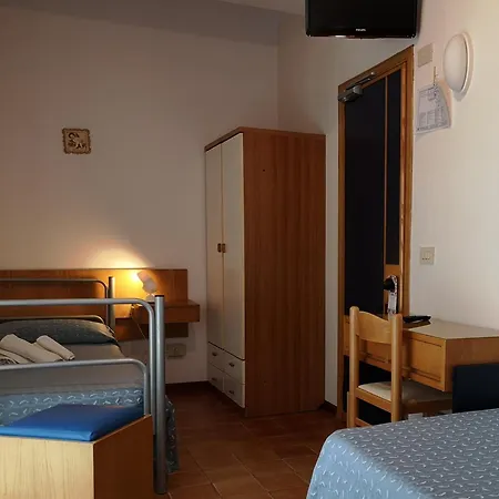 尼维斯酒店 酒店 2*